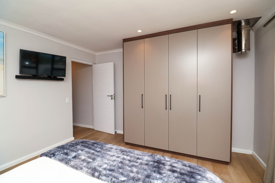 3 Bedroom Property for Sale in Bowtie Western Cape